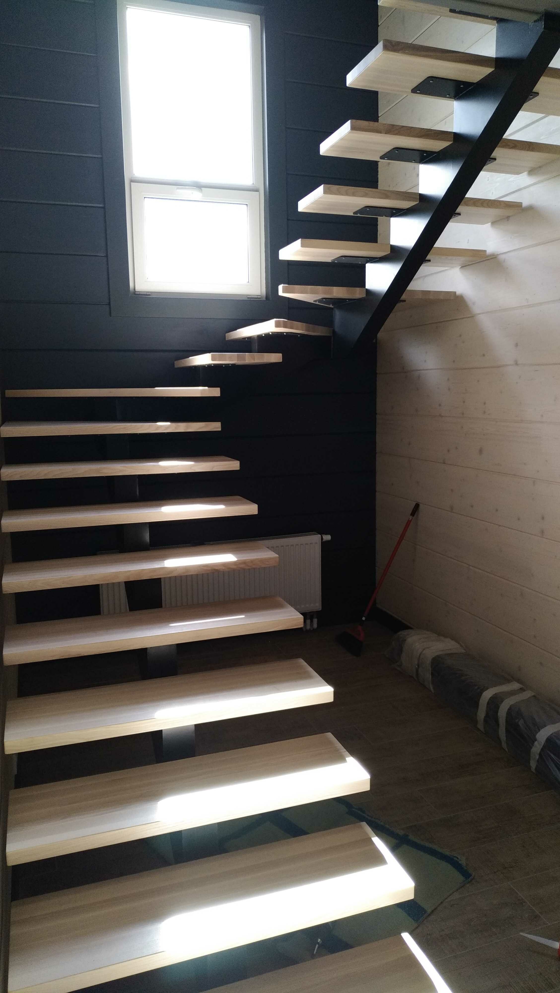 деревянная лестница в дом стоимость изготовления