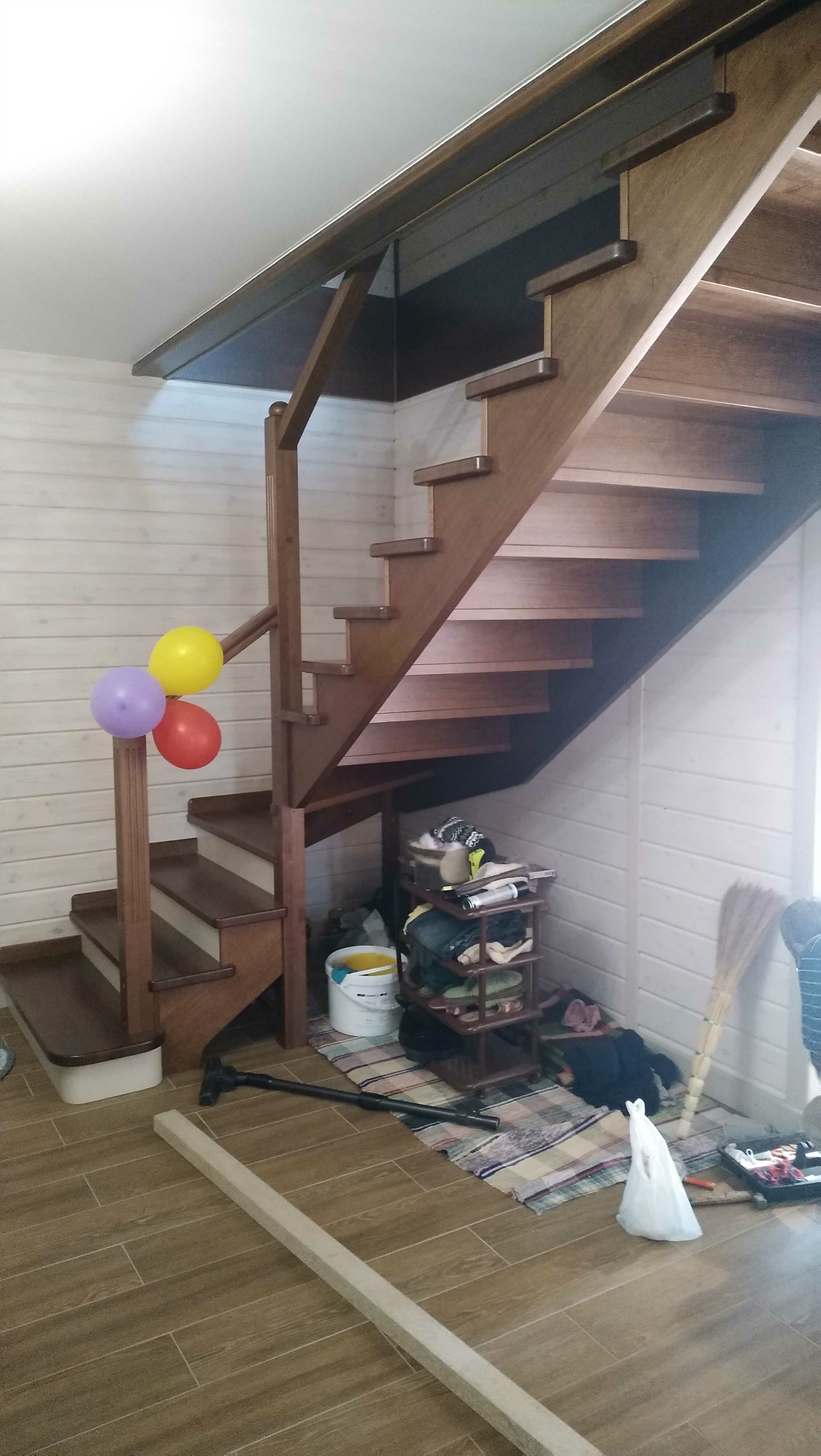 деревянная лестница готовая