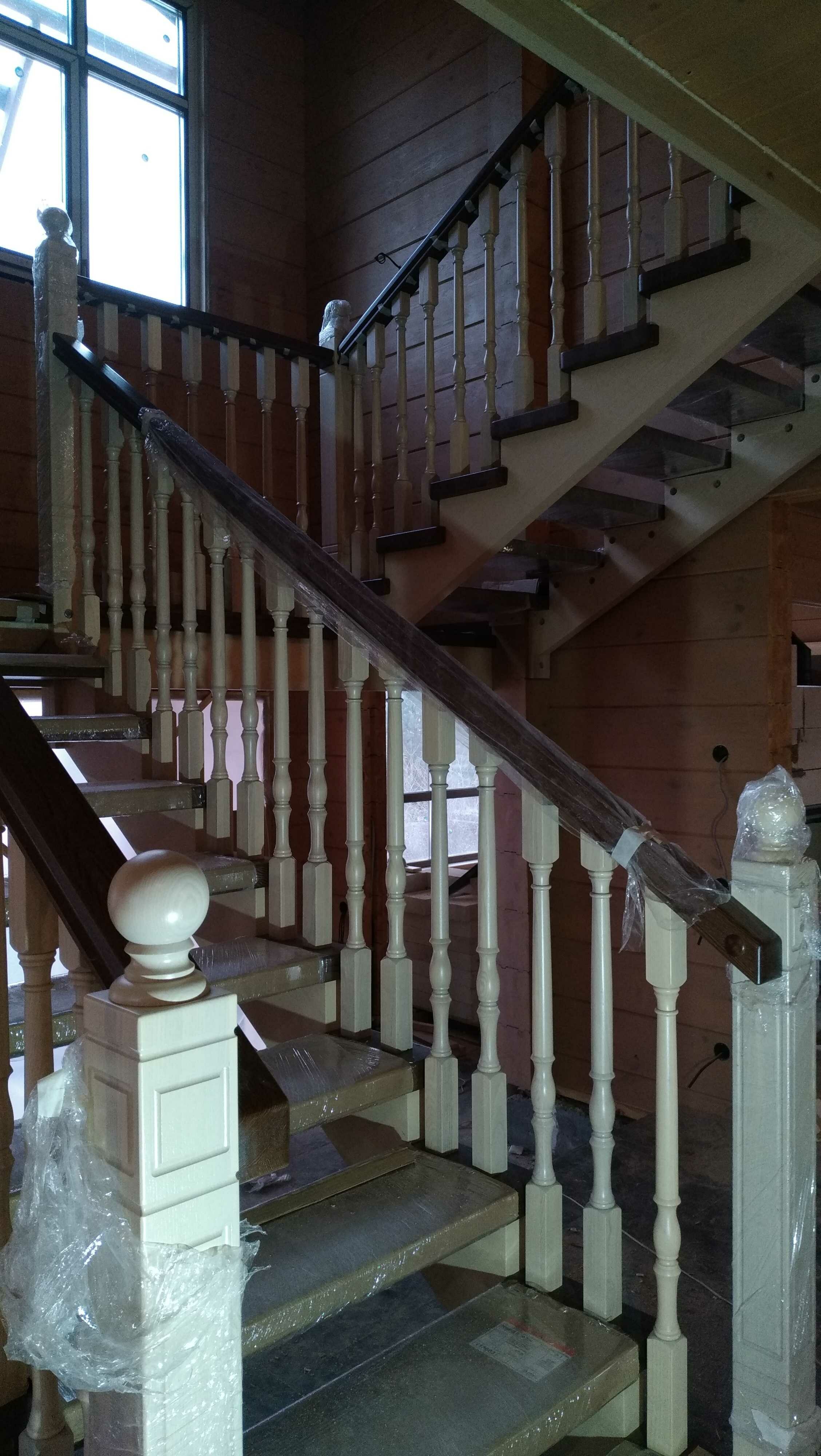 дешевые деревянные лестницы на второй этаж